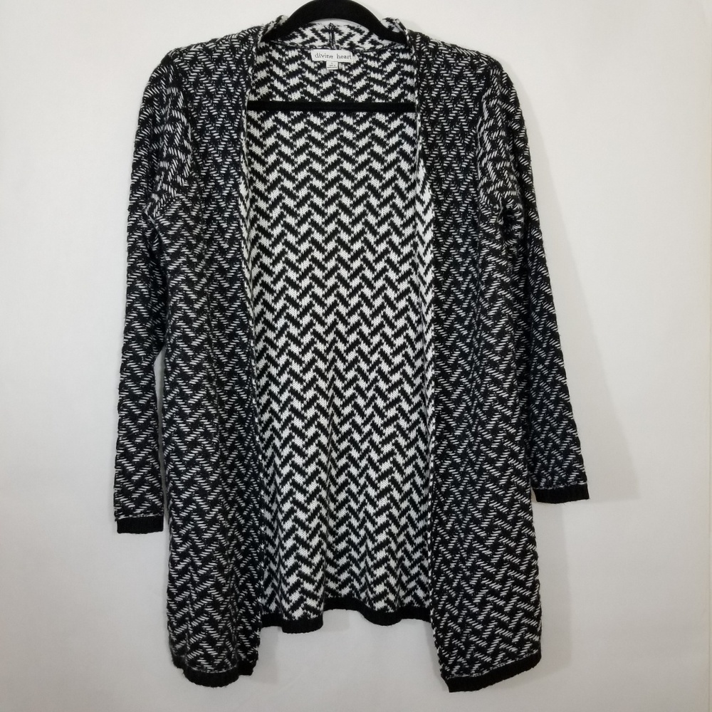 DIVINE HEART Black and White Knit Cardigan